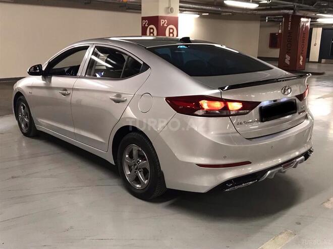 Hyundai Elantra 2016, 37,500 km - 1.8 l - Sumqayıt