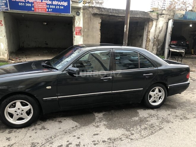 Mercedes E 280 1996, 346,000 km - 2.8 l - Bakı