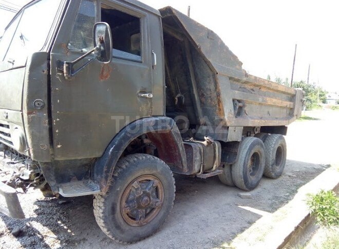 KamAz 55111 1983, 669,999 km - 11.0 l - Quba