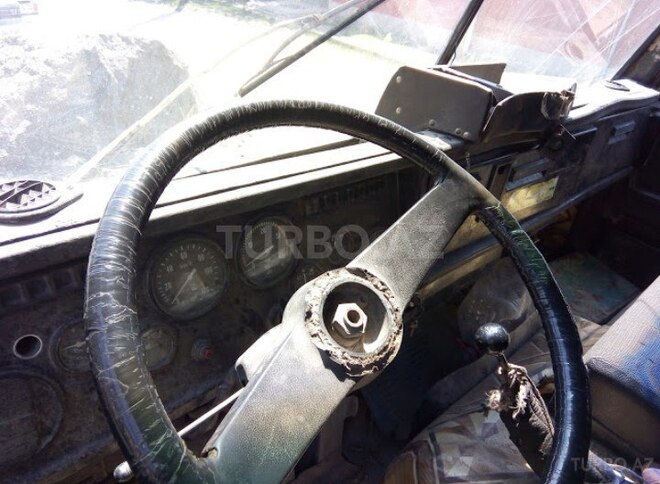 KamAz 55111 1983, 669,999 km - 11.0 l - Quba