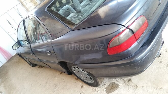 Opel Omega 1995, 25,600 km - 2.5 л - Gəncə