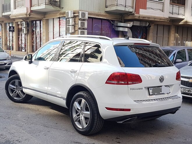 Volkswagen Touareg 2012, 126,000 km - 3.6 l - Bakı