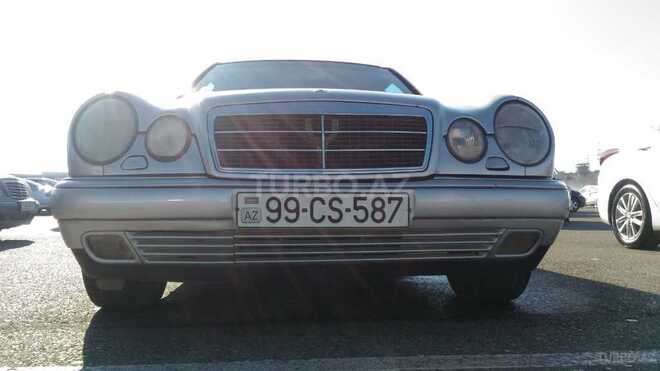 Mercedes E 280 1999, 306,000 km - 2.8 l - Bakı