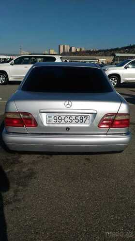 Mercedes E 280 1999, 306,000 km - 2.8 l - Bakı