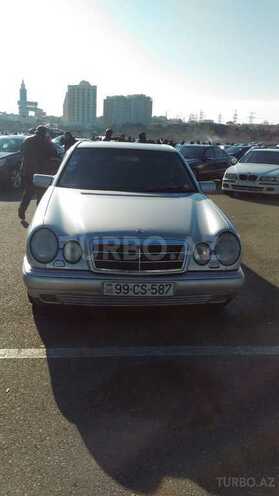 Mercedes E 280 1999, 306,000 km - 2.8 l - Bakı