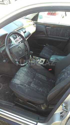Mercedes E 280 1999, 306,000 km - 2.8 l - Bakı