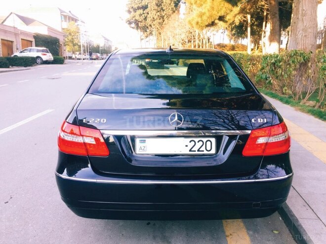 Mercedes E 220 2011, 163,000 km - 2.2 l - Bakı