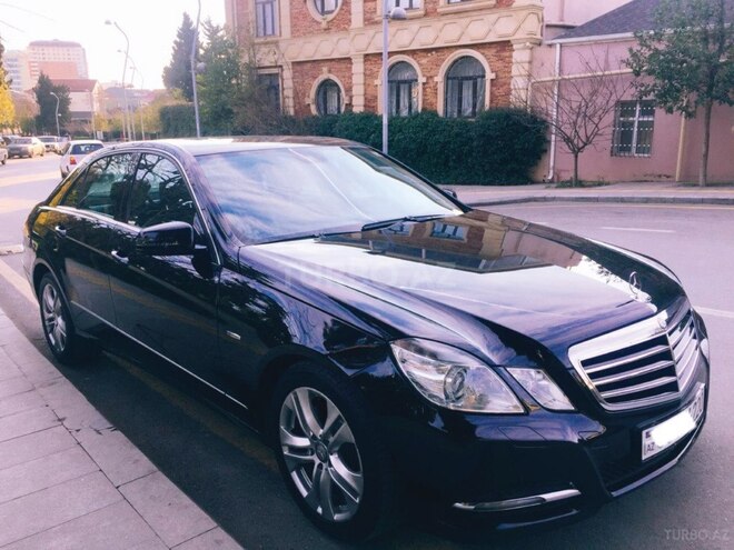 Mercedes E 220 2011, 163,000 km - 2.2 l - Bakı