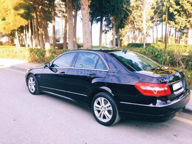 Mercedes E 220 2011, 163,000 km - 2.2 l - Bakı