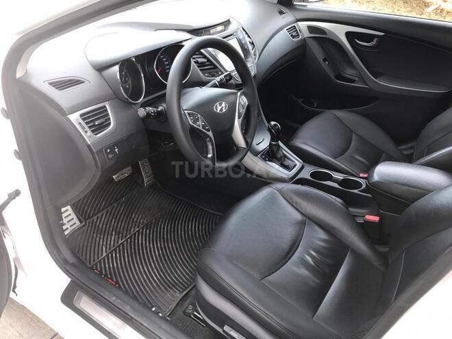 Hyundai Elantra 2014, 830,000 km - 1.8 л - Bakı