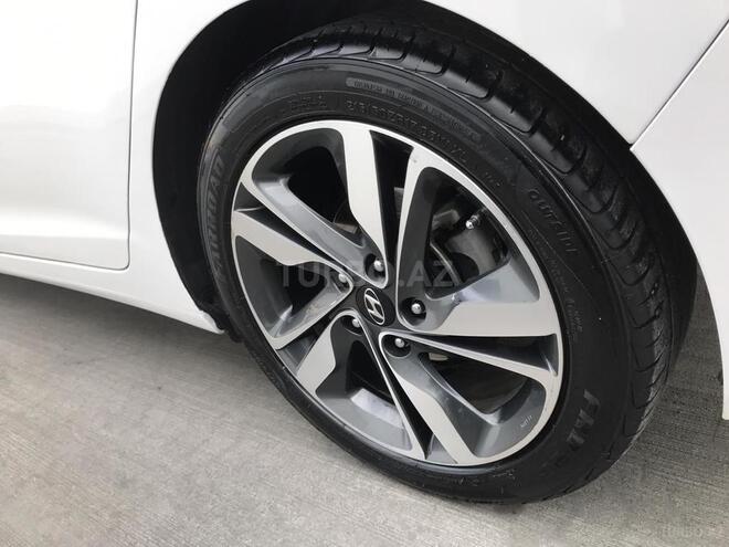 Hyundai Elantra 2014, 830,000 km - 1.8 л - Bakı