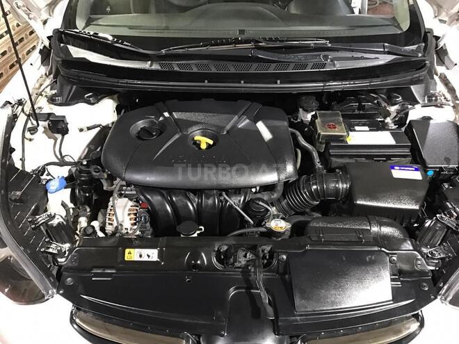 Hyundai Elantra 2014, 830,000 km - 1.8 л - Bakı