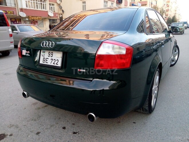 Audi A4 2003, 261,000 km - 1.8 l - Bakı