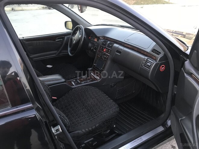 Mercedes E 240 2000, 313,993 km - 2.6 l - Bakı