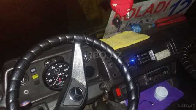 Mercedes 208 D 1995, 500,000 km - 2.3 l - Lənkəran