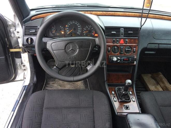 Mercedes C 180 1998, 26,900 km - 1.8 l - Bakı