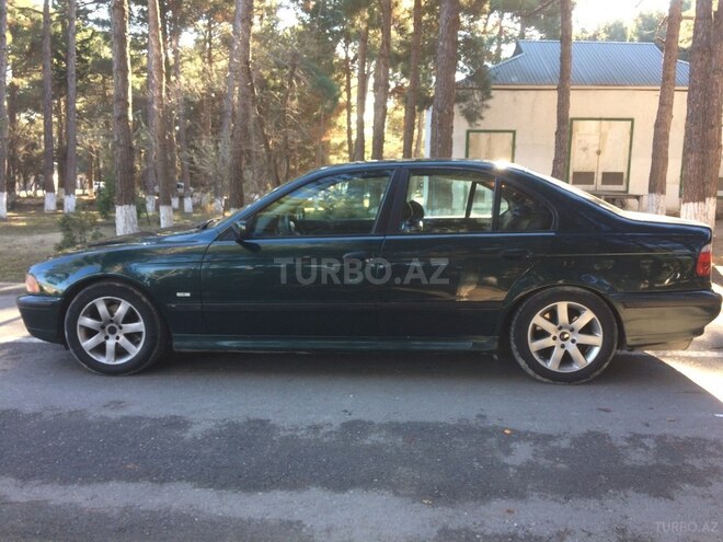 BMW 528 1996, 280,000 km - 2.8 l - Sumqayıt