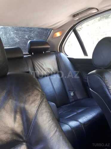 BMW 528 1996, 280,000 km - 2.8 l - Sumqayıt