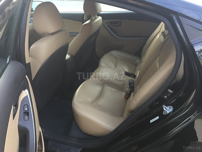 Hyundai Elantra 2011, 124,000 km - 1.8 л - Bakı