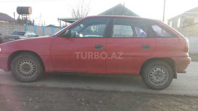 Opel Astra 1993, 323,432 km - 1.5 л - Salyan