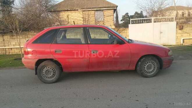 Opel Astra 1993, 323,432 km - 1.5 л - Salyan