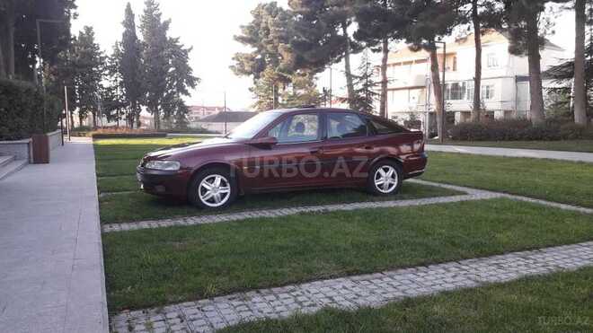 Opel Vectra 1996, 225,600 km - 2.0 л - Bakı