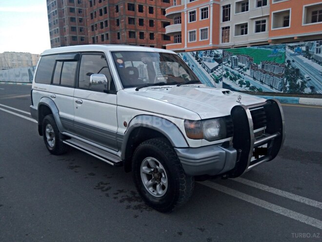 Mitsubishi Pajero 1994, 380,000 km - 2.8 л - Bakı