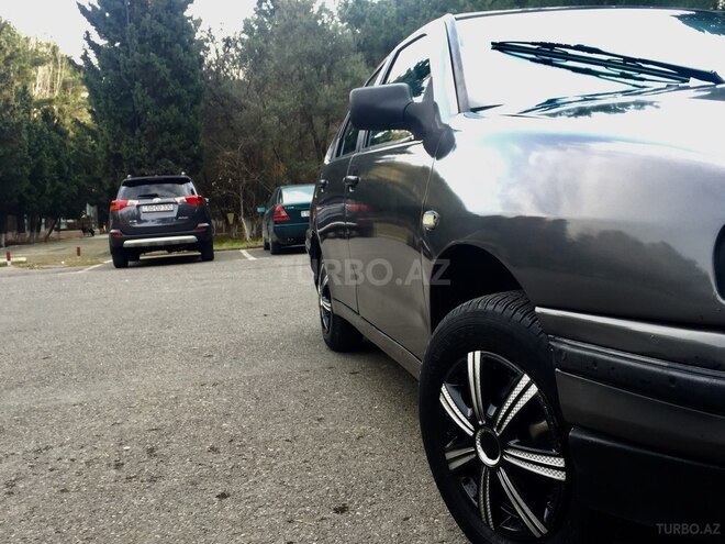 Volkswagen Golf 1996, 234,000 km - 1.6 л - Sumqayıt
