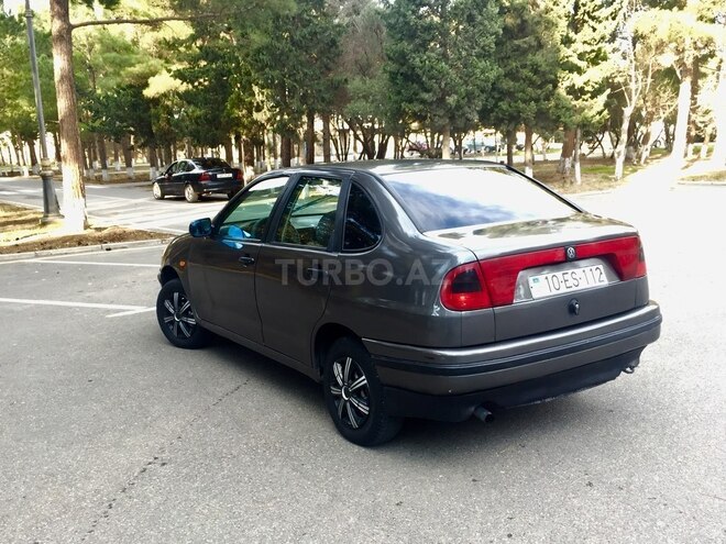 Volkswagen Golf 1996, 234,000 km - 1.6 л - Sumqayıt
