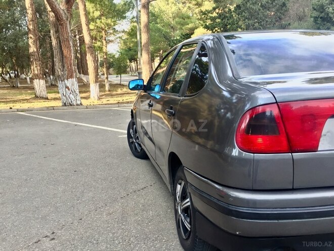 Volkswagen Golf 1996, 234,000 km - 1.6 л - Sumqayıt