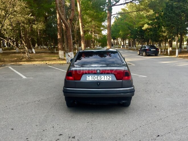 Volkswagen Golf 1996, 234,000 km - 1.6 л - Sumqayıt
