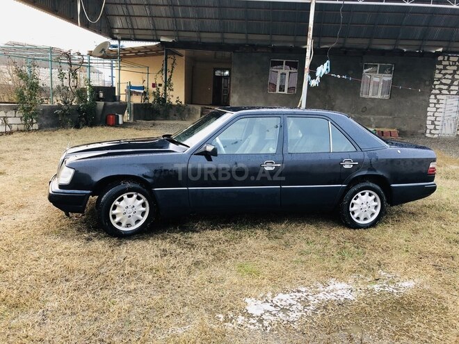 Mercedes E 200 1991, 359,765 km - 2.0 l - Ağstafa