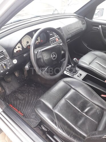 Mercedes C 240 1998, 303,900 km - 2.4 l - Bakı