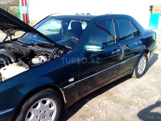 Mercedes C 220 1998, 236,798 km - 2.2 л - Neftçala