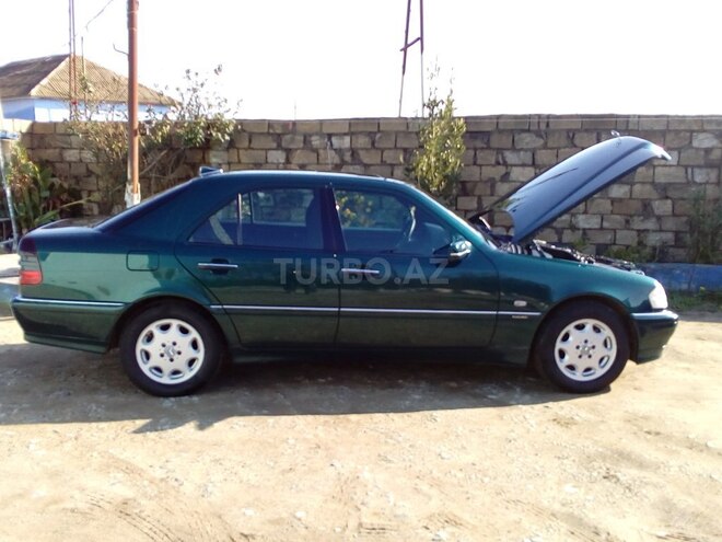 Mercedes C 220 1998, 236,798 km - 2.2 л - Neftçala