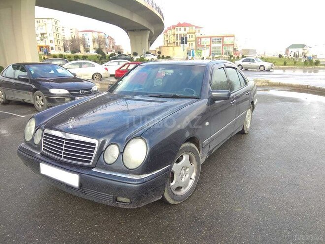 Mercedes E 320 1997, 234,000 km - 3.2 л - Bakı