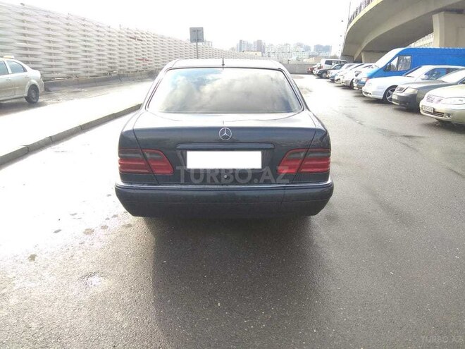 Mercedes E 320 1997, 234,000 km - 3.2 л - Bakı
