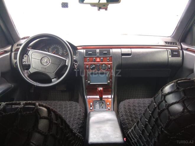 Mercedes E 320 1997, 234,000 km - 3.2 л - Bakı