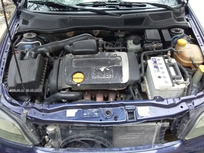 Opel Astra 1999, 300,000 km - 1.6 л - Bakı