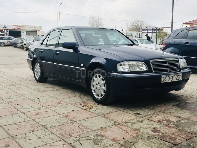 Mercedes C 220 1999, 376,000 km - 2.2 л - Sumqayıt
