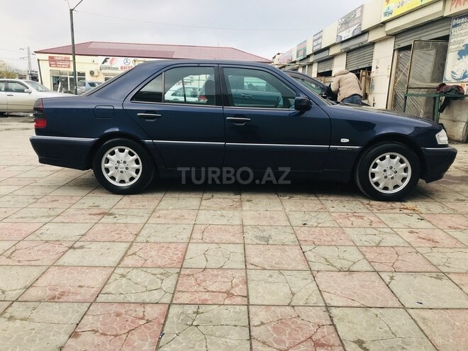 Mercedes C 220 1999, 376,000 km - 2.2 л - Sumqayıt