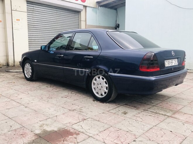Mercedes C 220 1999, 376,000 km - 2.2 л - Sumqayıt