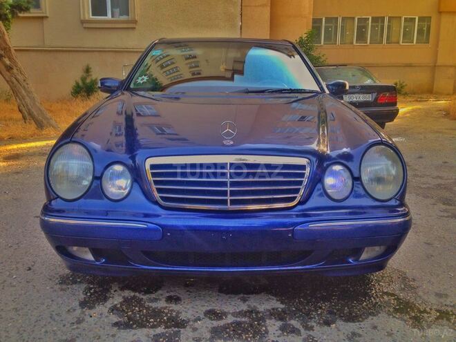 Mercedes E 220 2000, 255,000 km - 2.2 l - Bakı