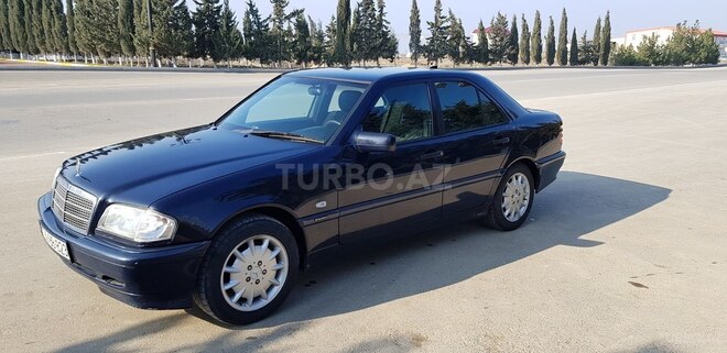 Mercedes C 220 1999, 355,000 km - 2.2 л - Şirvan