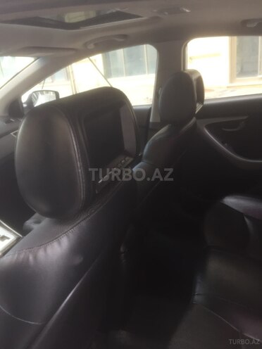 Hyundai Elantra 2012, 70,000 km - 1.8 l - Bakı