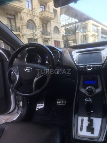 Hyundai Elantra 2012, 70,000 km - 1.8 l - Bakı