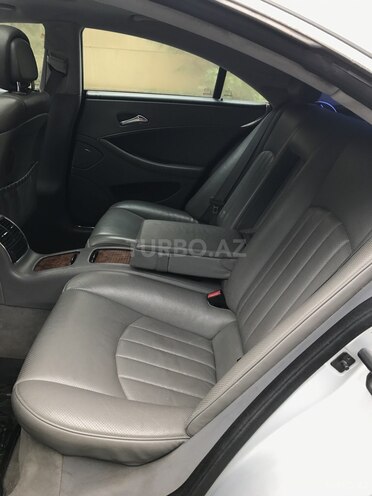 Mercedes CLS 350 2006, 193,000 km - 3.5 l - Bakı