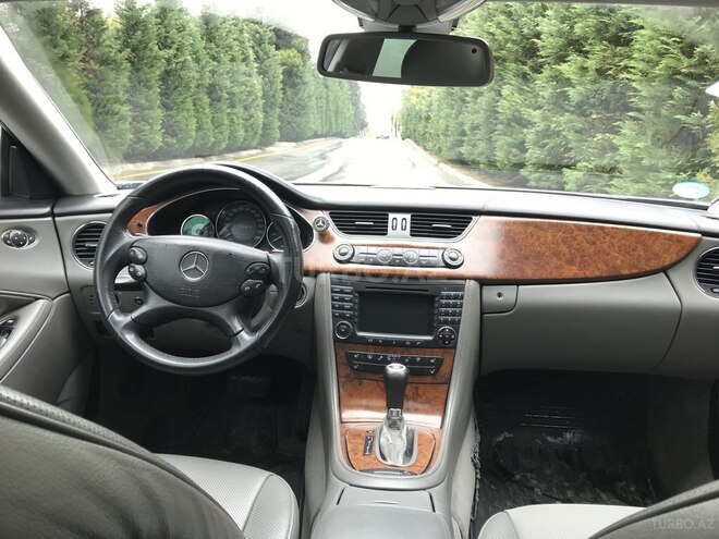 Mercedes CLS 350 2006, 193,000 km - 3.5 l - Bakı