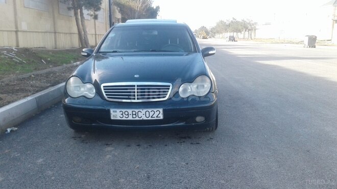 Mercedes C 200 2000, 134,096 km - 2.0 л - Sumqayıt