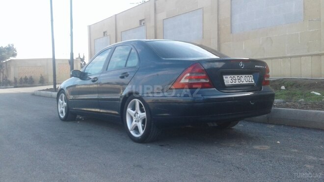 Mercedes C 200 2000, 134,096 km - 2.0 л - Sumqayıt